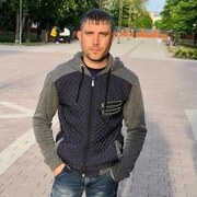 Dmitriy, 37, Джубга