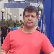 Олег, 32, Королев