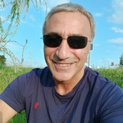 Артём, 47, Москва