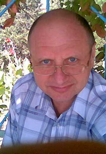 Моя фотография - Владимир, 65 из Новый Уренгой (@vladimir104077)