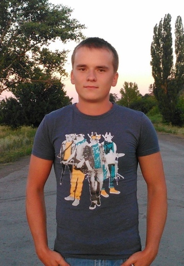 Моя фотография - Виктор, 31 из Новошахтинск (@viktor163428)