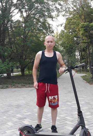 Моя фотография - Юрий, 41 из Батайск (@uriy106108)