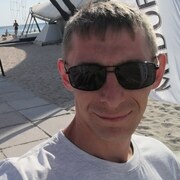 Александр, 38, Невьянск