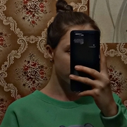 Анастасия, 22, Губаха