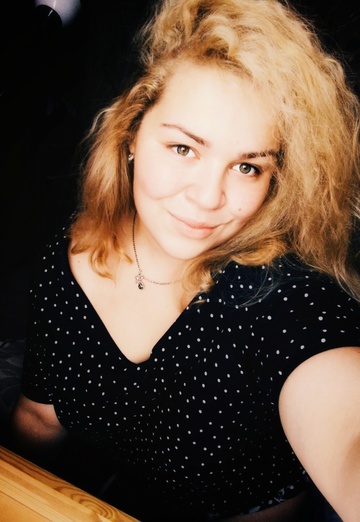 La mia foto - Sofiya, 25 di Lobnja (@sofiya3596)