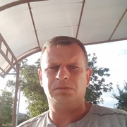 Александр, 43, Старощербиновская