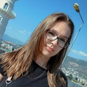 Елена, 26, Санкт-Петербург