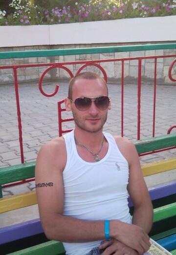 Моя фотографія - Oleksandr, 39 з Волочиськ (@goliyholy)