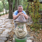 Олег, 63, Софрино