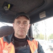 Олег Мелешкин, 53, Дубки