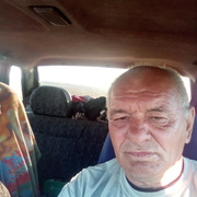 Владимир, 64, Репьевка