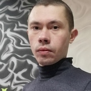 Олег, 37, Мирный (Архангельская обл.)