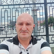 Олег, 46, Краснотурьинск