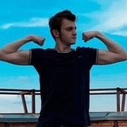 Александр, 21, Тюмень