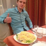 Роман, 26, Алейск