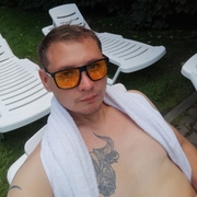 Никита, 30, Белово