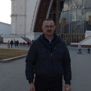 Олег, 50, Емца