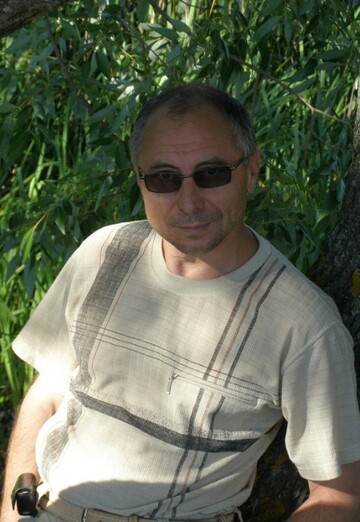 Моя фотография - Володимир, 63 из Умань (@volodimir4881)