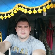 Дима, 27, Новосмолинский