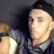 Михаил, 21, Валуево