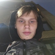 Иванов, 20, Слободской