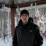 Валентин, 37, Усть-Камчатск