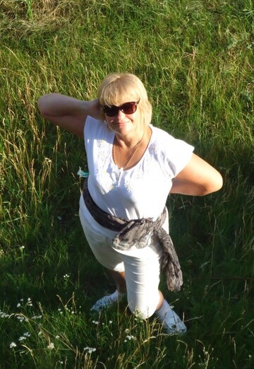 La mia foto - Tatyana, 63 di Novomoskovsk (@tatwyna7155616)