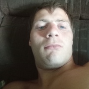 Павел, 26, Вешкайма