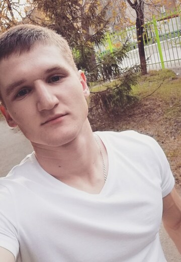 Моя фотография - Андрей, 25 из Новоалтайск (@andrey581802)