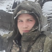 Антон, 25, Хоринск