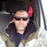 Олег, 35, Новая Усмань