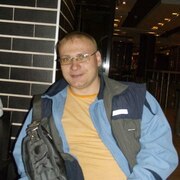 Макс Petrovich, 40, Тербуны