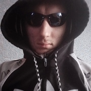 Алексей, 21, Хабары